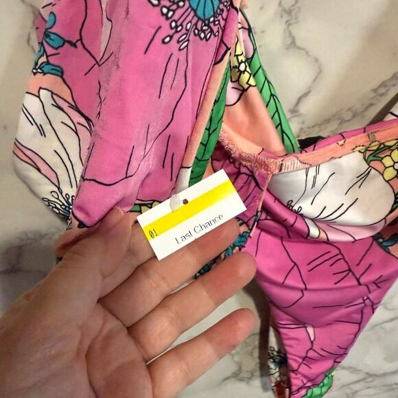 NEW AFRM Floral Halter Plunging V Bodysuit Size L - Picture 2 of 8